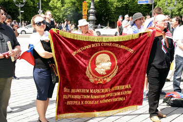 Organisation 'Staatenlos' veranstaltet Friedensdemo, Berlin