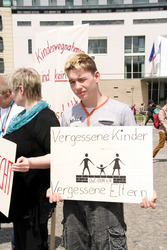 Demo zur Zwangsadoption in der DDR, Berlin