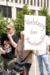Demo zur Zwangsadoption in der DDR, Berlin