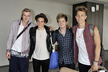 Tristan Evans, Bradley Simpson, Connor Ball, James McVey (The Vamps)