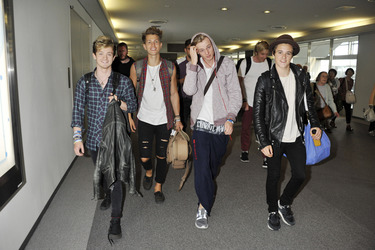 Connor Ball, James McVey, Tristan Evans, Bradley Simpson (The Vamps)