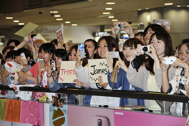 The Vamps Arrive In Tokyo