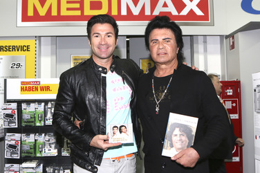 Costa Cordalis und Lucas Cordalis live bei Medimax, Hamburg