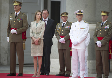 König Felipe empfängt die Armee und die Guardia Civil, Madrid