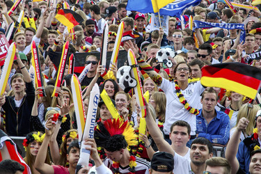 WM-Fanmeile beim Spiel Deutschland gegen USA, Berlin