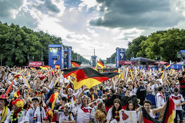 WM-Fanmeile beim Spiel Deutschland gegen USA, Berlin