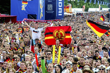 WM-Fanmeile beim Spiel Deutschland gegen USA, Berlin