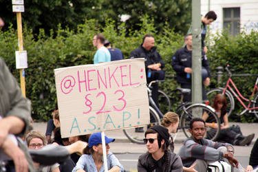 Demonstration gegen die bevorstehende Räumung der Gerhard-Hauptmann-Schule, Berlin