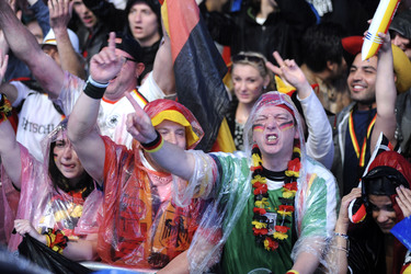 WM-Fanmeile beim Spiel Deutschland gegen Algerien, Berlin