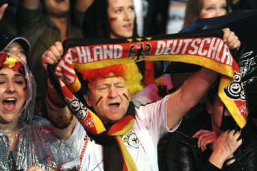 WM-Fanmeile beim Spiel Deutschland gegen Algerien, Berlin