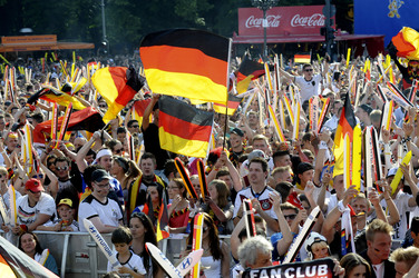 WM-Fanmeile beim Spiel Deutschland gegen Frankreich, Berlin