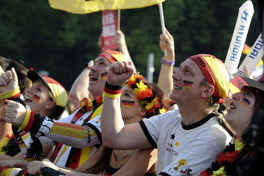 WM-Fanmeile beim Spiel Deutschland gegen Frankreich, Berlin