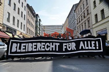 Demonstration für das Bleiberecht der Flüchtlinge aus der Gerhart-Hauptmann-Schule, Berlin