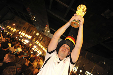 Fanfeier nach Halbfinalsieg der deutschen WM-Mannschaft, Berlin
