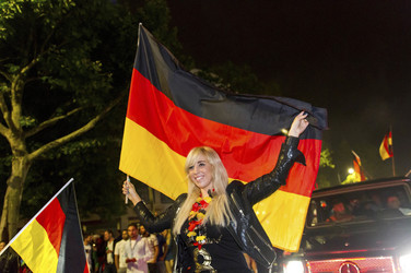 Autocorso nach dem Sieg im Finalspiel Deutschland gegen Argentinien, Berlin
