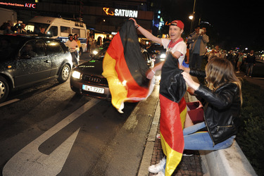 Autocorso nach dem Sieg im Finalspiel Deutschland gegen Argentinien, Berlin