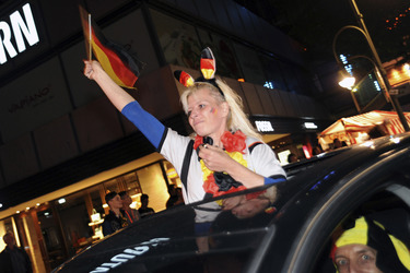 Autocorso nach dem Sieg im Finalspiel Deutschland gegen Argentinien, Berlin