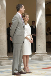 Spanish Royals Receive 'Ruta Quetzal BBVA 2014' Youth Group, Madrid