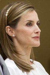 Spanish Royals Receive 'Ruta Quetzal BBVA 2014' Youth Group, Madrid