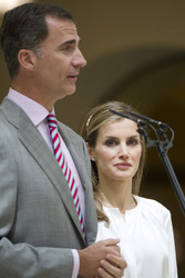 Spanish Royals Receive 'Ruta Quetzal BBVA 2014' Youth Group, Madrid