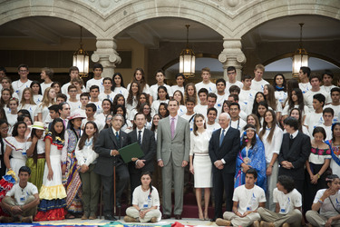Spanish Royals Receive 'Ruta Quetzal BBVA 2014' Youth Group, Madrid