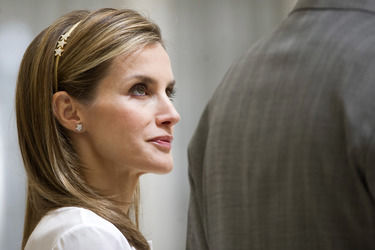 Spanish Royals Receive 'Ruta Quetzal BBVA 2014' Youth Group, Madrid