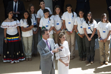 Spanish Royals Receive 'Ruta Quetzal BBVA 2014' Youth Group, Madrid