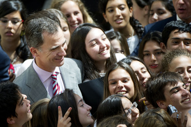 Spanish Royals Receive 'Ruta Quetzal BBVA 2014' Youth Group, Madrid