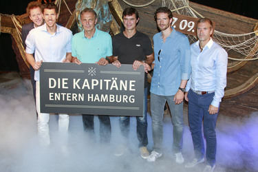 'Tag der Legenden' Pressekonferenz, Hamburg