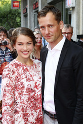 'Die geliebten Schwestern' Premiere, Essen