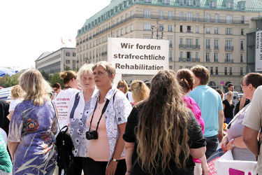 Protest der in der DDR Zwangsadoptierten, Berlin