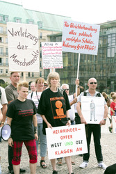 Protest der in der DDR Zwangsadoptierten, Berlin
