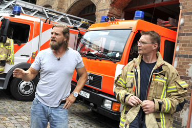 Henning Baum zu Besuch auf der Feuerwache 1300 , Berlin