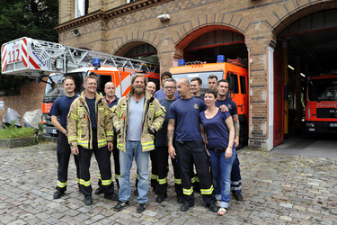 Henning Baum zu Besuch auf der Feuerwache 1300 , Berlin