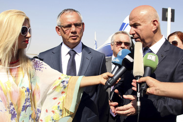 Eintreffen von Hilfslieferungen, Erbil