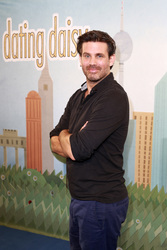 'Dating Daisy' Photocall, Hamburg
