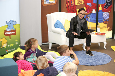 Sonja Kirchberger trifft Berliner Kinder 'Unter der Leselampe', Berlin