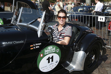 Start der 7. Hamburg-Berlin-Klassik Oldie-Rallye, Hamburg