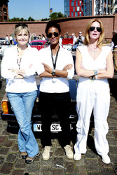 Start der 7. Hamburg-Berlin-Klassik Oldie-Rallye, Hamburg