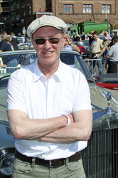 Start der 7. Hamburg-Berlin-Klassik Oldie-Rallye, Hamburg