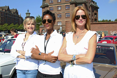 Start der 7. Hamburg-Berlin-Klassik Oldie-Rallye, Hamburg