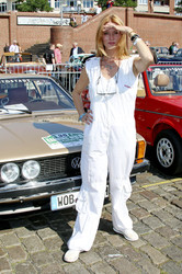 Start der 7. Hamburg-Berlin-Klassik Oldie-Rallye, Hamburg