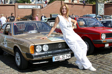 Start der 7. Hamburg-Berlin-Klassik Oldie-Rallye, Hamburg