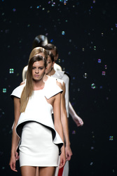 Amaya Arzuaga Fashion Show, Fashion Week Madrid