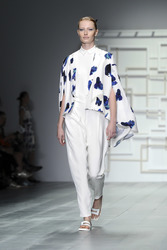 J.JS Lee Fashion Show, London Fashion Week