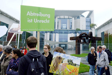'Marsch für das Leben' Demo, Berlin