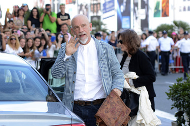 John Malkovich bei der Ankunft beim San Sebastian Film Festival 2014