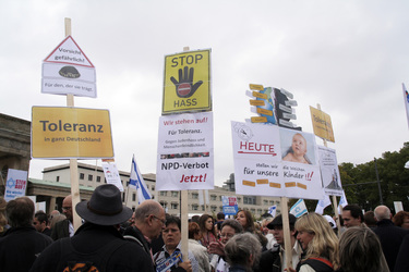 'Deutschland steht auf: Nie wieder Judenhass!' Demonstration, Berlin