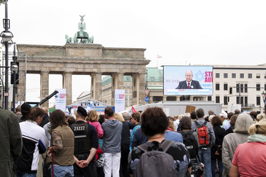 'Deutschland steht auf: Nie wieder Judenhass!' Demonstration, Berlin
