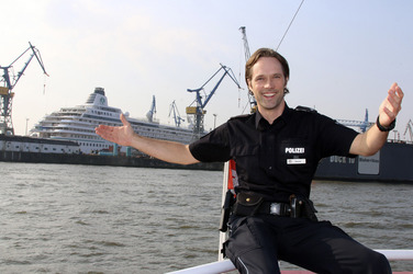 Barkassentour zur 200. Folge der ZDF Serie 'Notruf Hafenkante', Hamburg